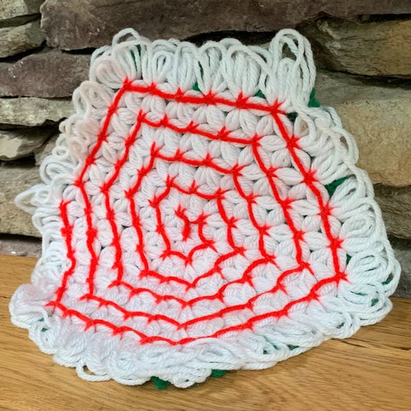 VTG 2 Crochet Christmas Trivets Hot Pads Table Linens Doilies Handmade Cottage - Picture 7 of 8